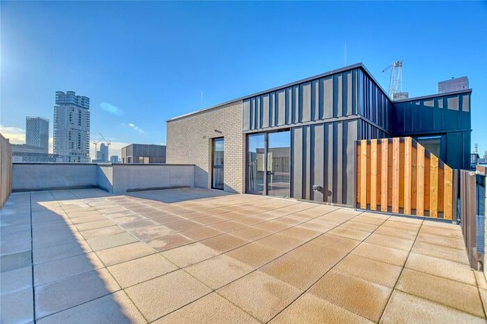 2 Bedroom Flat To Rent In Forrester Way, London, E15