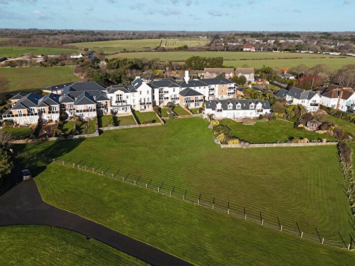 6 Bedroom Town House For Sale In Whately Road, Milford On Sea, Lymington, SO41