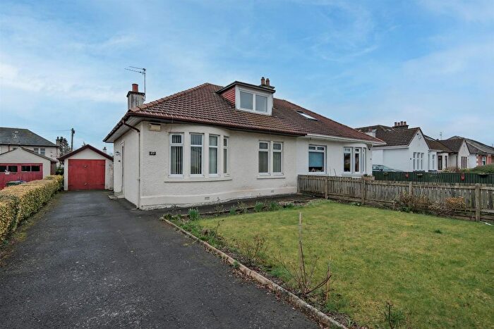 4 Bedroom Semi Detached Bungalow For Sale In Birkhall Avenue, Glasgow, G52