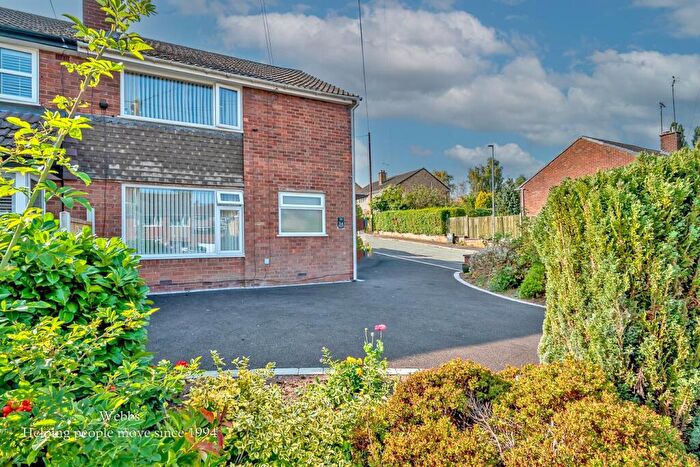 3 Bedroom Semi-Detached House For Sale In Sidmouth Avenue, Weeping Cross, Stafford, ST17
