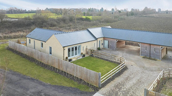 4 Bedroom Detached Bungalow For Sale In Hinton Hall Lane, Haddenham, CB6