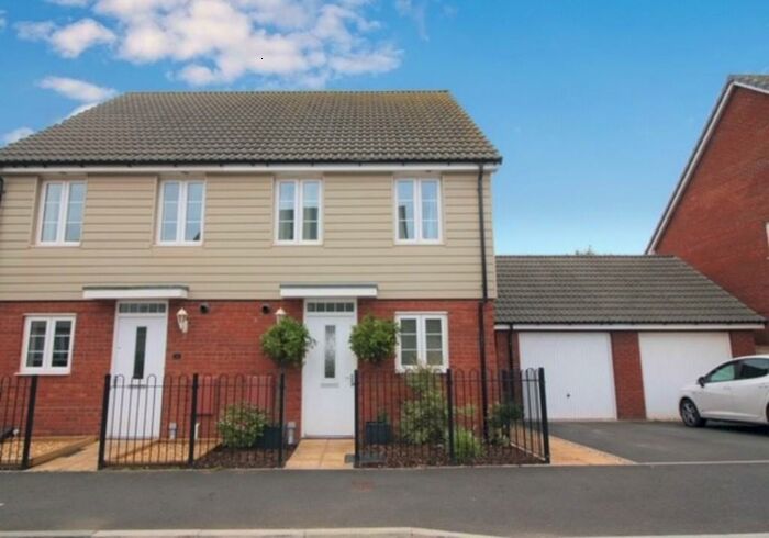 2 Bedroom Semi-Detached House To Rent In Mulligan Drive, Exeter, EX2