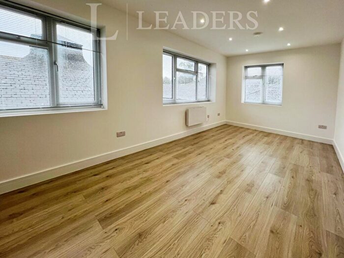 1 Bedroom Flat To Rent In Cornwalls Meadow, Buckingham, MK18