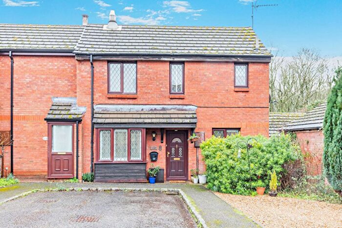 3 Bedroom Semi-Detached House For Sale In Ladymead Close, Whaddon, Milton Keynes, MK17