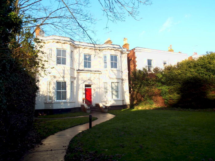 1 Bedroom Apartment To Rent In Leam Terrace, Leamington Spa, CV31