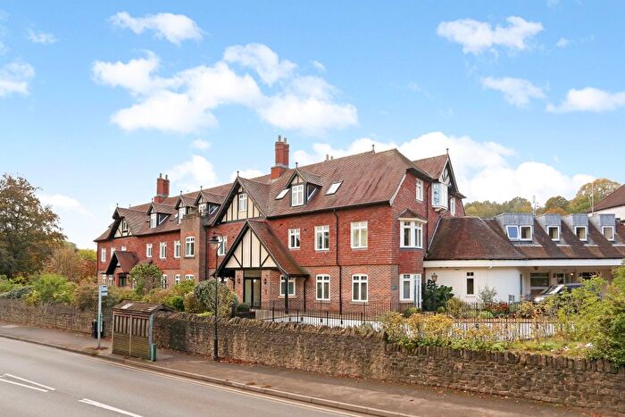 3 Bedroom Flat To Rent In Horsham Road, Bramley, Guildford, GU5