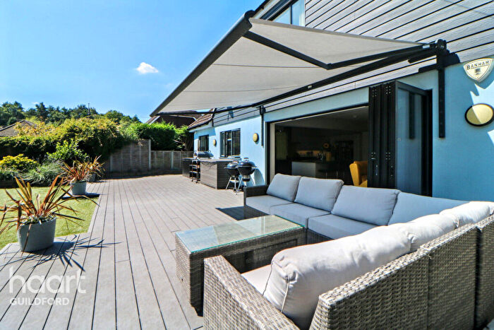 5 Bedroom Detached House For Sale In Heathvale Bridge Road, Aldershot, GU12