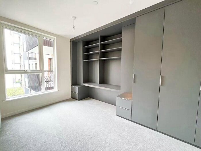 1 Bedroom Flat To Rent In Harrow View, Harrow, Middlesex, HA1