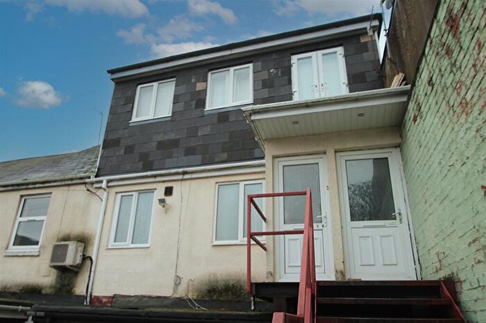 1 Bedroom Apartment For Sale In Halesowen Road, Cradley Heath, B64
