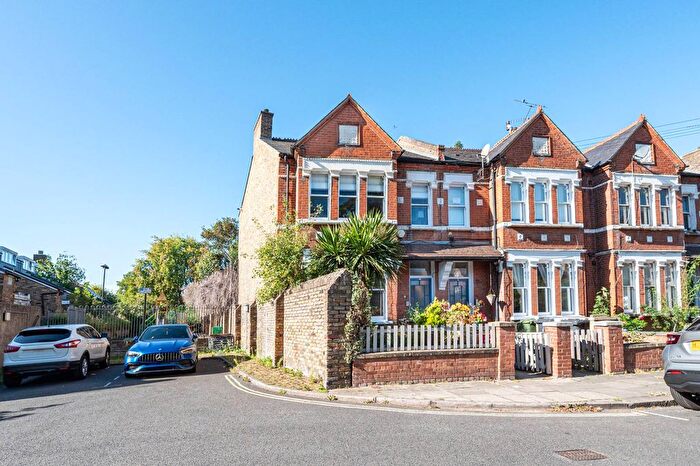 1 Bedroom Flat For Sale In Welby Street, Camberwell, London, SE5