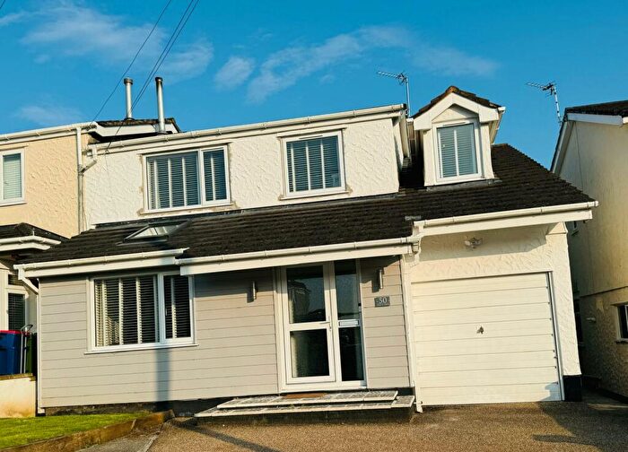4 Bedroom Semi-Detached House To Rent In Stad Ty Croes, Llanfairpwll, LL61