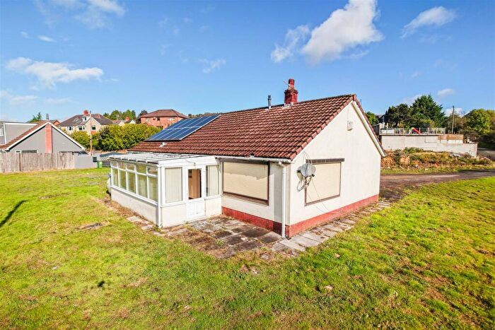 3 Bedroom Detached Bungalow For Sale In Farm View, Tysswg Lane, Tredegar, NP22