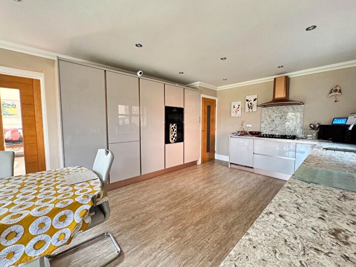 4 Bedroom Detached House For Sale In Hargham Road, Attleborough, Norfolk, NR17