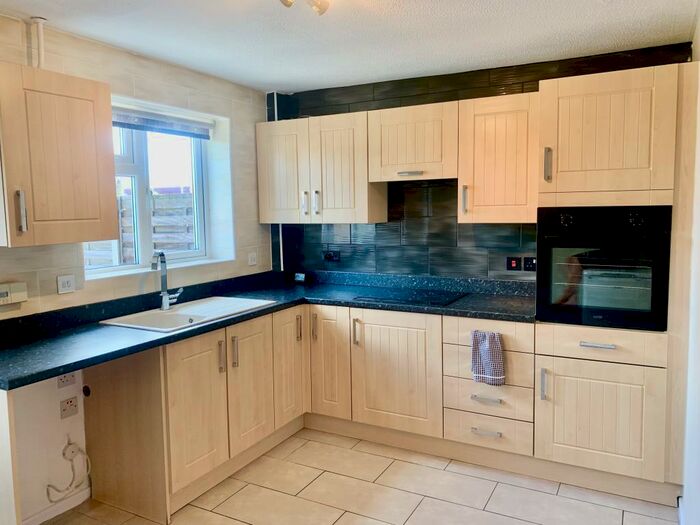 2 Bedroom House To Rent In Peterhouse Crescent, March, PE15