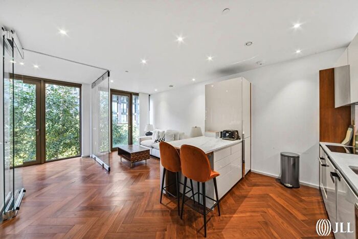 1 Bedroom Flat To Rent In New Union Square, London, SW11