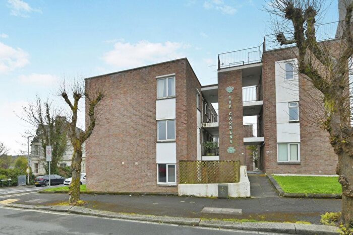 2 Bedroom Flat For Sale In Stuart Road, Plymouth, Devon, PL1