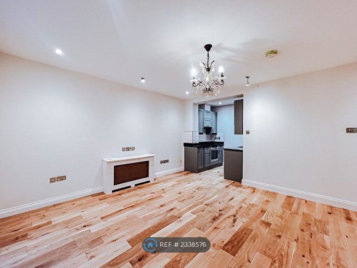 2 Bedroom Flat To Rent In Finborough Road, London, SW10