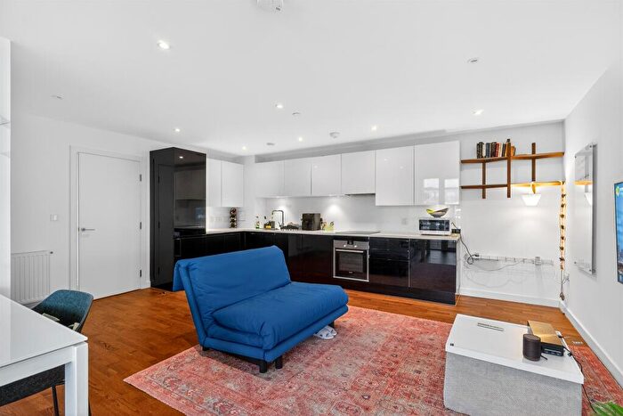 3 Bedroom Apartment For Sale In Terry Spinks Place, London, E16