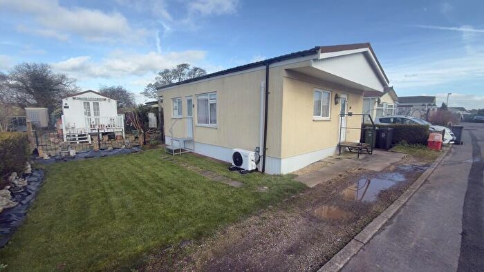 2 Bedroom Park Home For Sale In Summer Lane Park Homes, Banwell, BS29