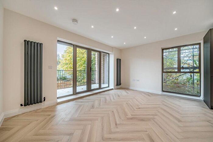 2 Bedroom Apartment To Rent In Hutchins Close, Swanley, BR8