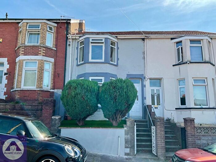 3 Bedroom Terraced House For Sale In Bryngwyn Road, Six Bells, NP13