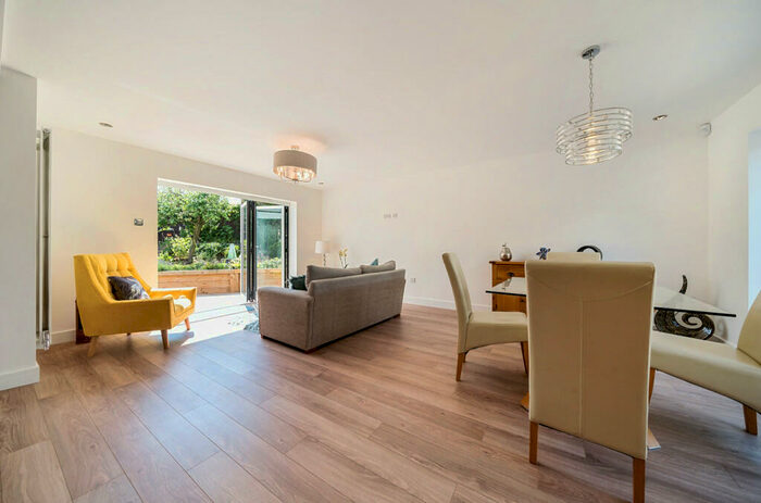 5 Bedroom Detached House For Sale In The Avenue, Mansfield, Nottinghamshire, NG18