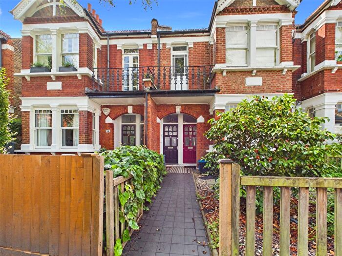2 Bedroom Maisonette To Rent In Sidney Road, St Margarets, TW1