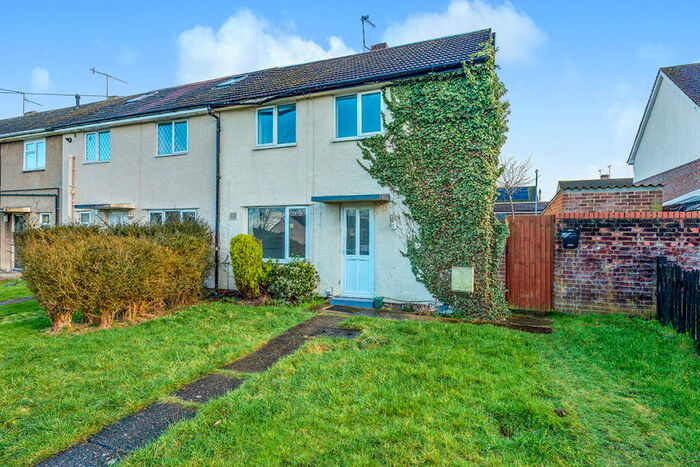 3 Bedroom End Of Terrace House To Rent In Ritcroft Street, Hemel Hempstead, Hertfordshire, HP3