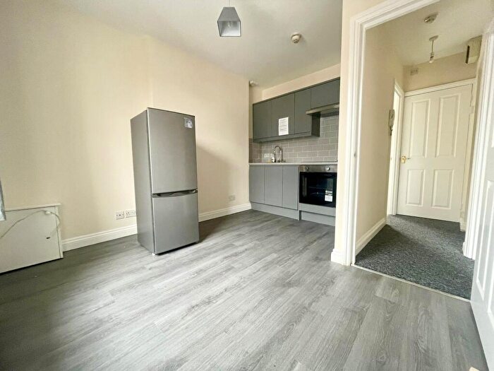 1 Bedroom Flat To Rent In West Street, Old Market, Bristol, BS2