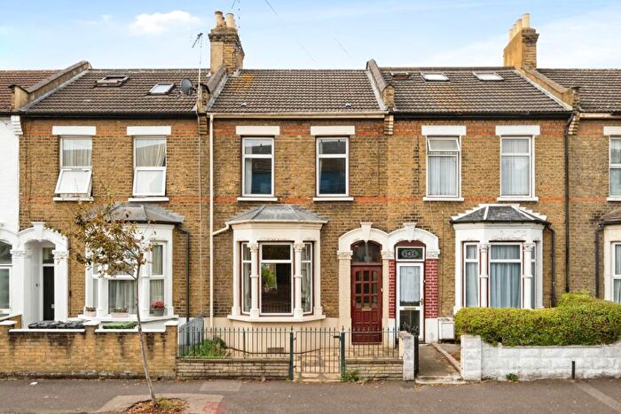 3 Bedroom Terraced House For Sale In Langthorne Road, London, E11