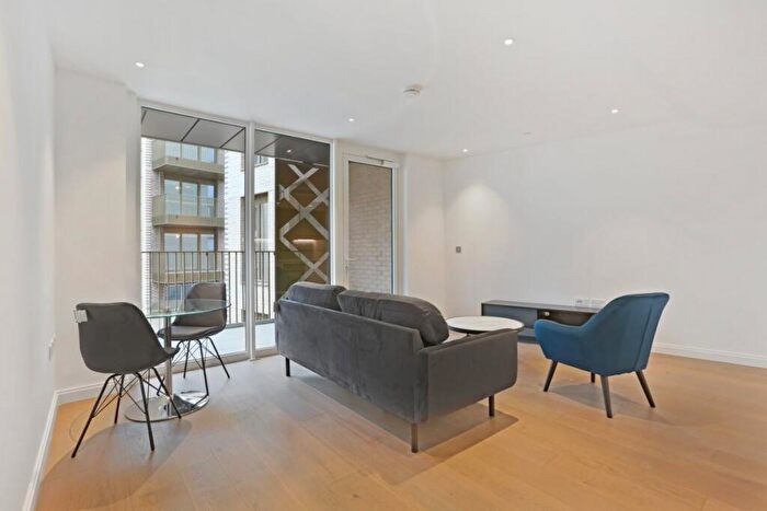 1 Bedroom Apartment To Rent In Kennington Lane, Vauxhall, SE11