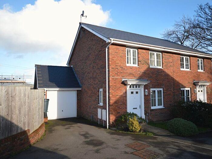 3 Bedroom Semi-Detached House To Rent In Thomas Hill Close, Llanfoist, Abergavenny, NP7