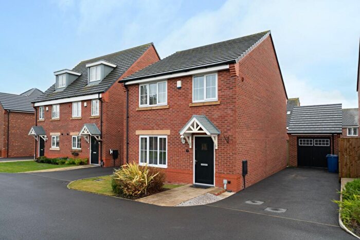 4 Bedroom Detached House For Sale In High Grove Park, Burscough, L40