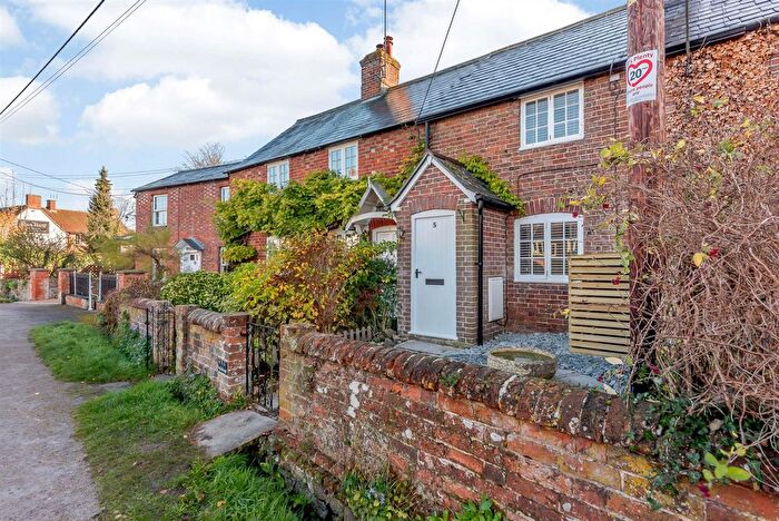 1 Bedroom Cottage To Rent In Lay Cottages, Main Street, East Hanney, OX12