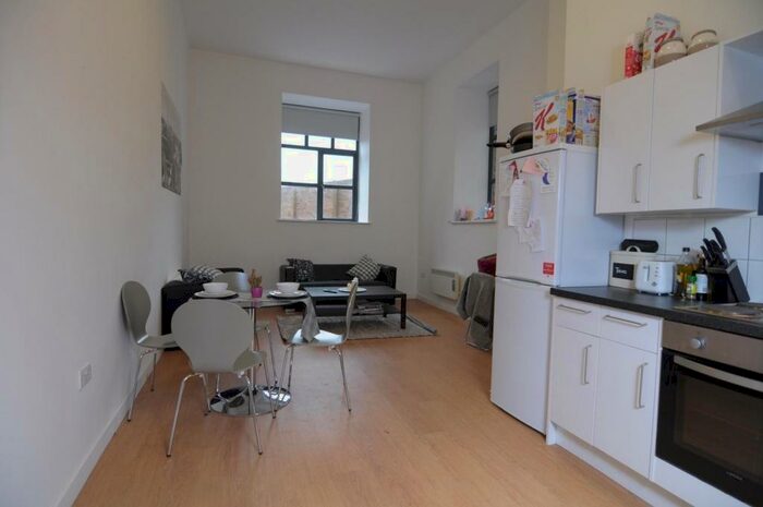 3 Bedroom Apartment To Rent In Crookes Valley Road, Sheffield, S10