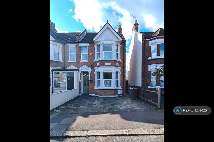5 Bedroom Semi-Detached House To Rent In Salisbury Road, Harrow, HA1