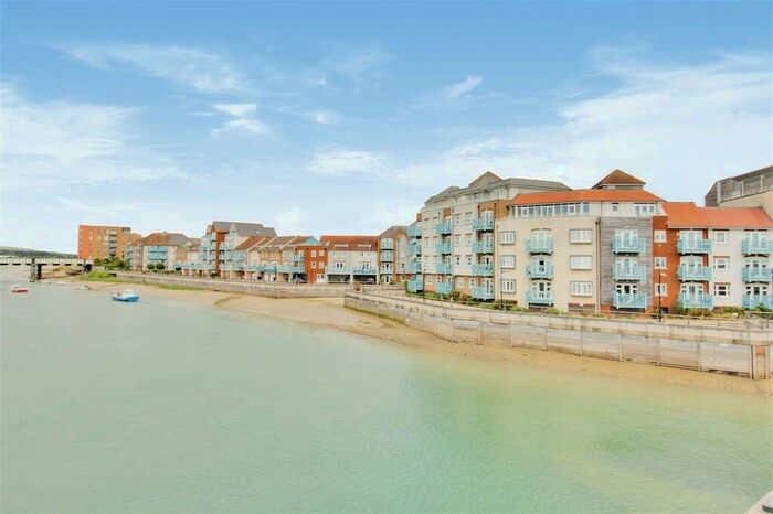 2 Bedroom Flat To Rent In Broad Reach Mews, Shoreham-by-Sea, BN43