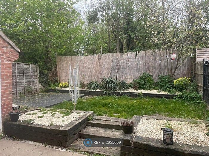 3 Bedroom Semi-Detached House To Rent In Grifon Road, Grays, RM16