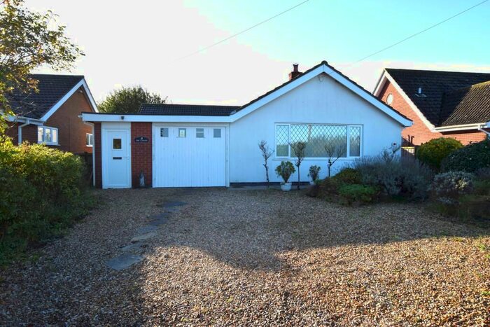 3 Bedroom Bungalow For Sale In Sea Road, Anderby, Skegness, PE24