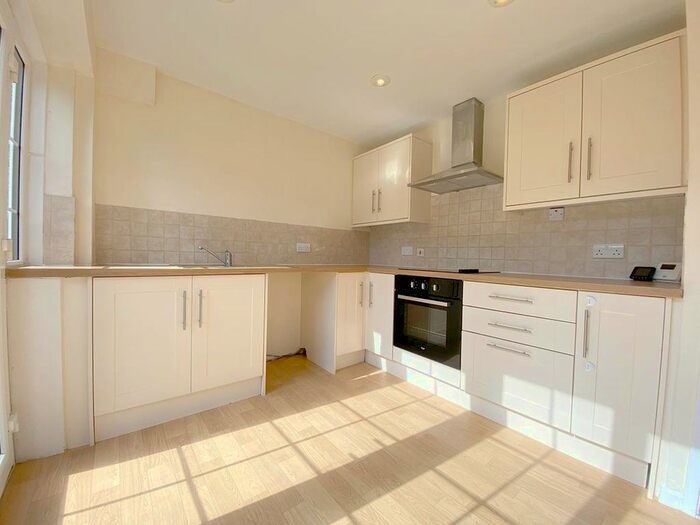 2 Bedroom Semi-Detached House For Sale In Fieldway Close, Harrogate, HG1