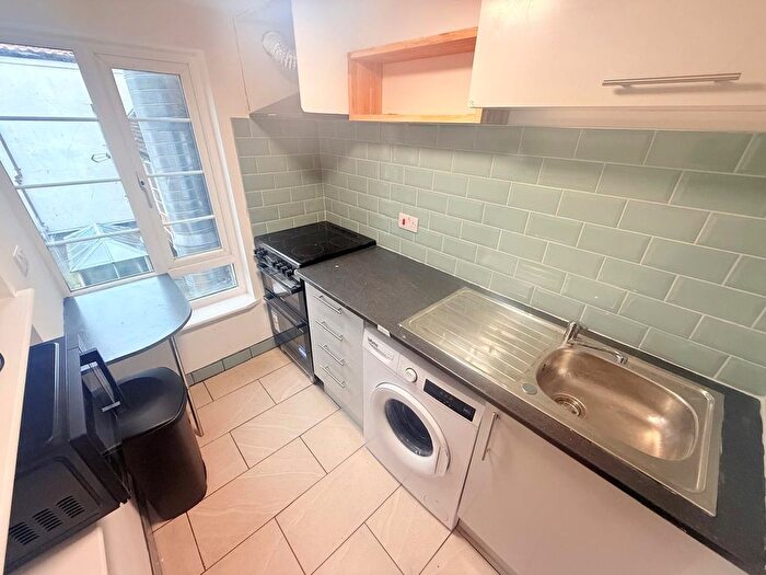 1 Bedroom Property To Rent In Lower Goat Lane, Norwich, NR2