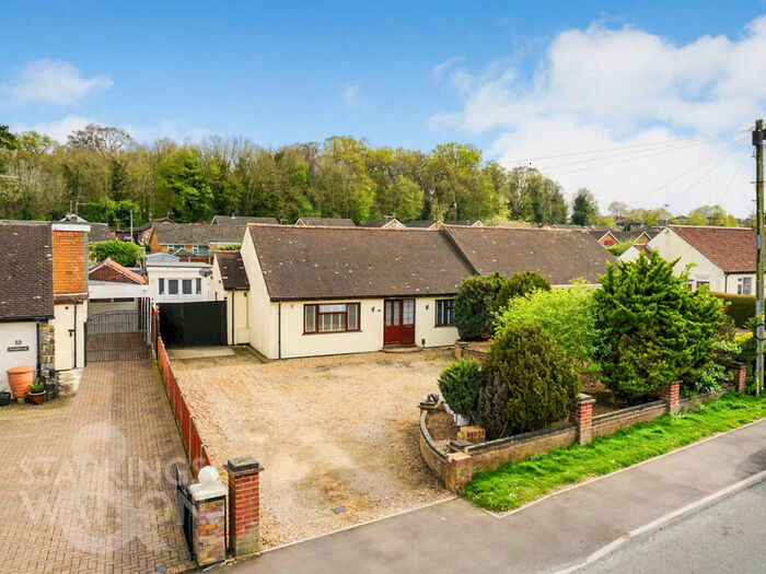 2 Bedroom Semi-Detached Bungalow To Rent In Oval Road, Costessey, Norwich, NR5