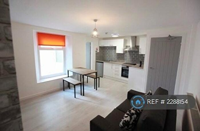 1 Bedroom Flat To Rent In Carlton Terrace, Swansea, SA1