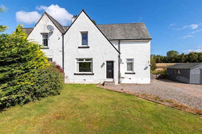 3 Bedroom Semi-Detached House For Sale In Clayton Road, Bridge Of Earn, Perth, PH2