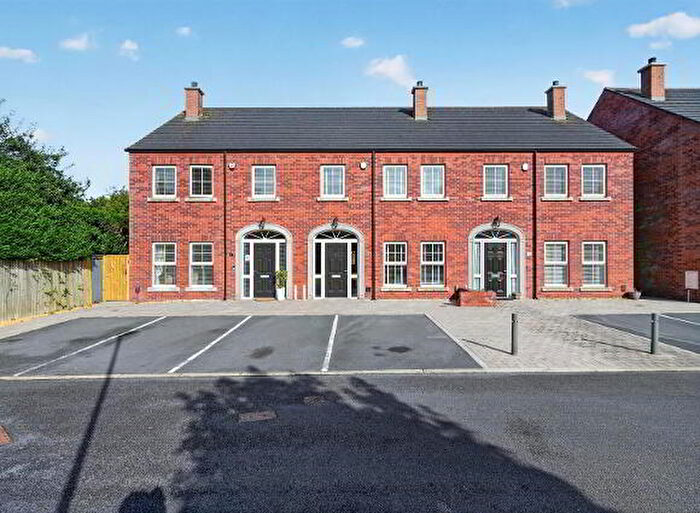 3 Bedroom TownHouse For Sale In Balmoral Park Gardens, Belfast, BT10