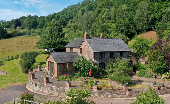 4 Bedroom Detached House For Sale In Llanishen, Chepstow, Monmouthshire, NP16