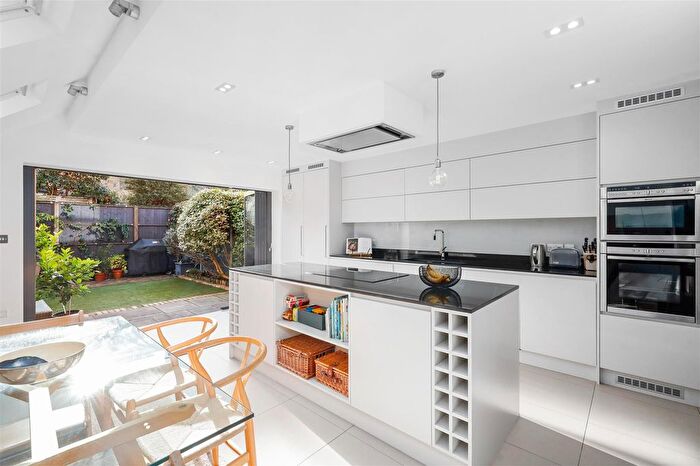 4 Bedroom Terraced House To Rent In Hartland Road, London, NW6