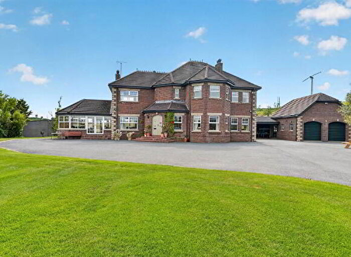 5 Bedroom Detached House For Sale In Tullyhubbert Road, Newtownards, BT23