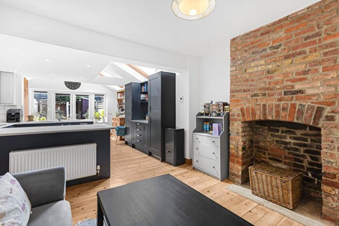 2 Bedroom Terraced House To Rent In Cranham Street, Jericho, OX2