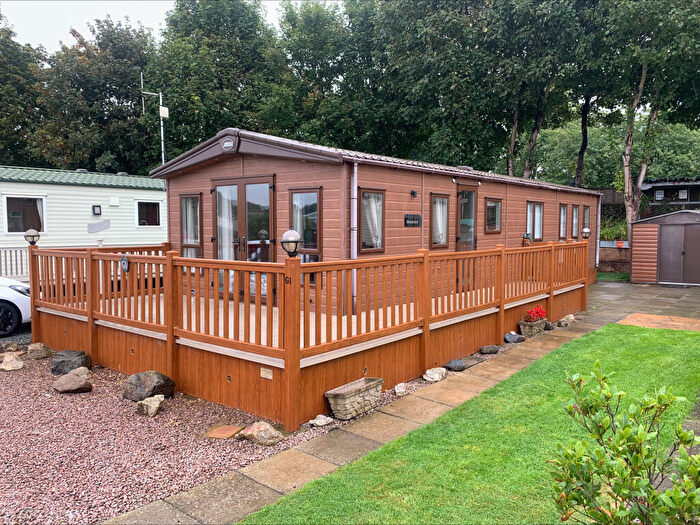 2 Bedroom Park Home For Sale In Kelsey Woods Country Park, Monksthorpe, PE23